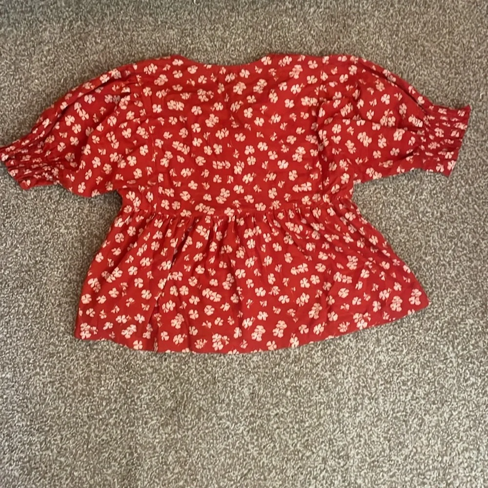Madewell Red Cotton Floral Short Sleeve Button Down Blouse - Picture 2 of 5
